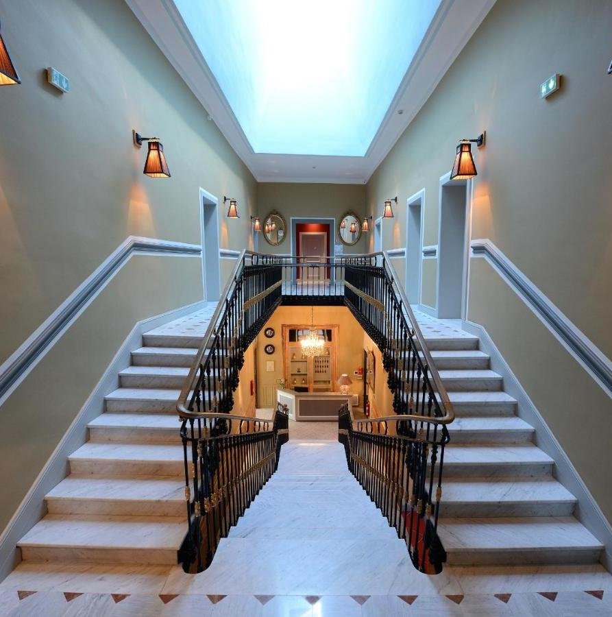 La Balade des Saveurs restaurant in L'Isle-sur-la-Sorgue, France