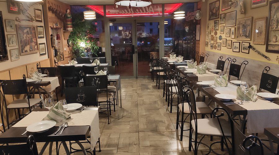 O2C restaurant in Bagnères-de-Bigorre