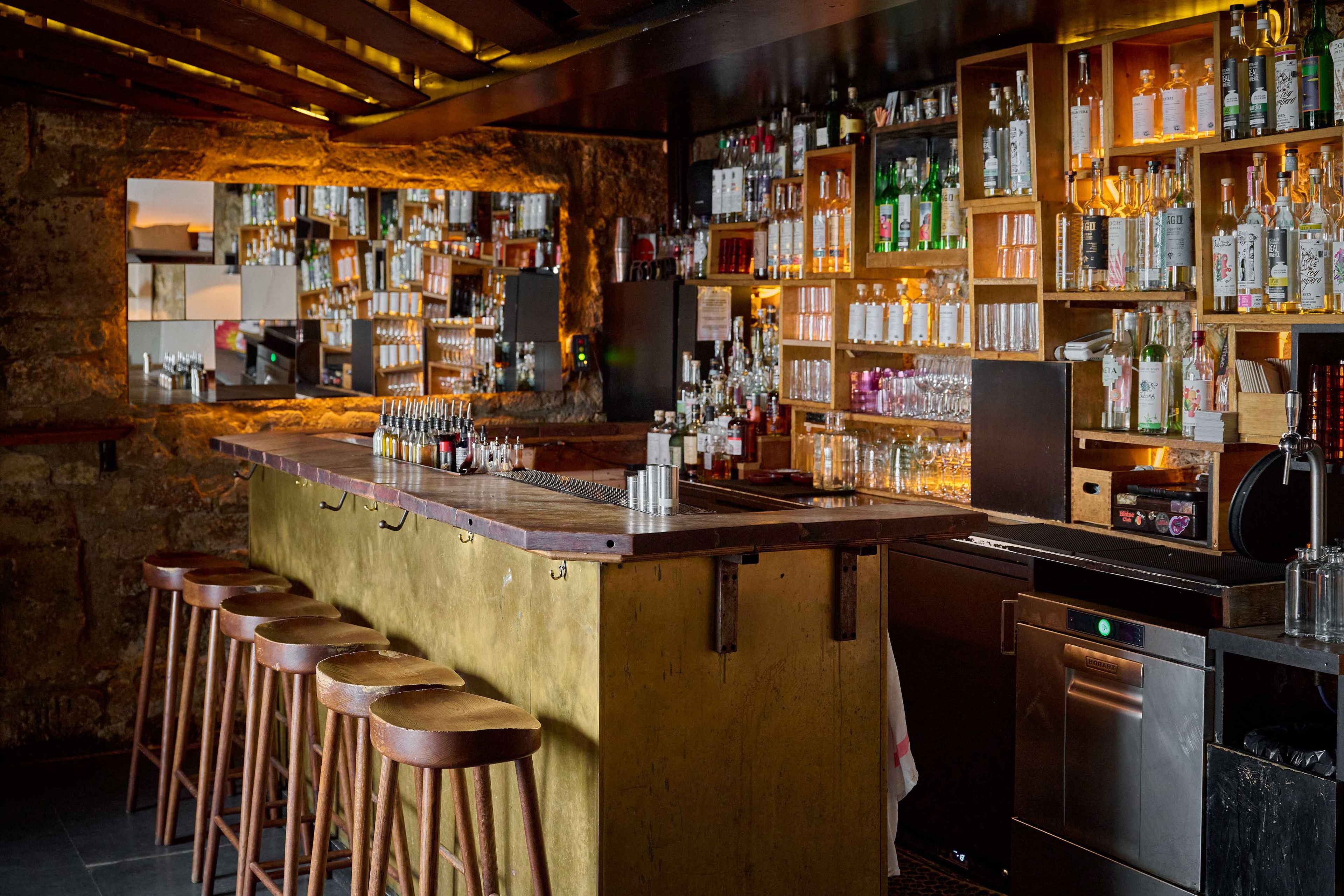 Candelaria, Bar in Paris