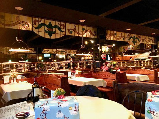 Barnaby's, Restaurant in Saint Issey