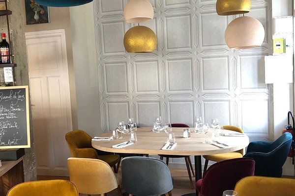 Auberge de Monceaux restaurant in Saint-Omer-en-Chaussée, France