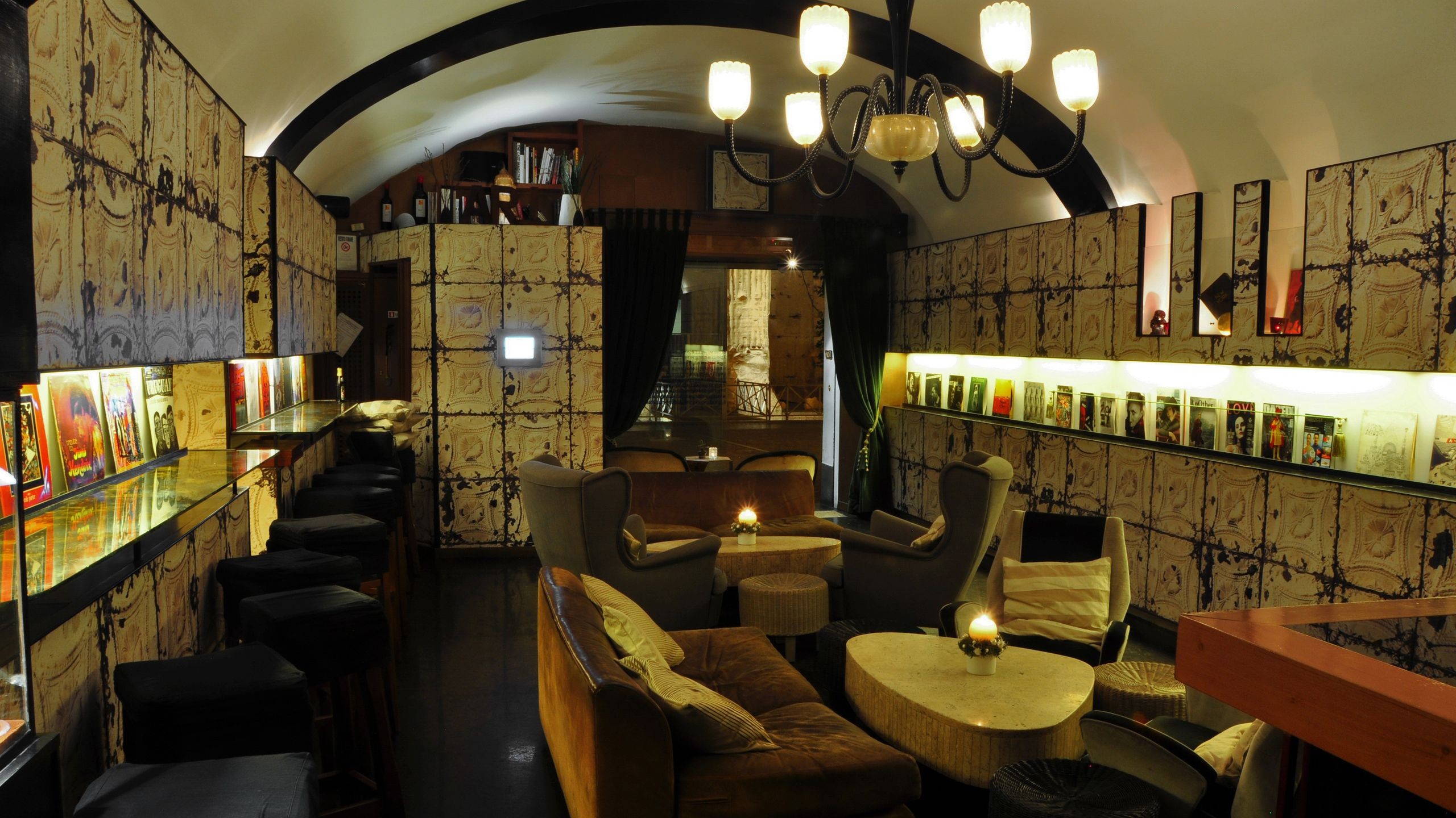 Salotto 42 bar in Rome, Italy