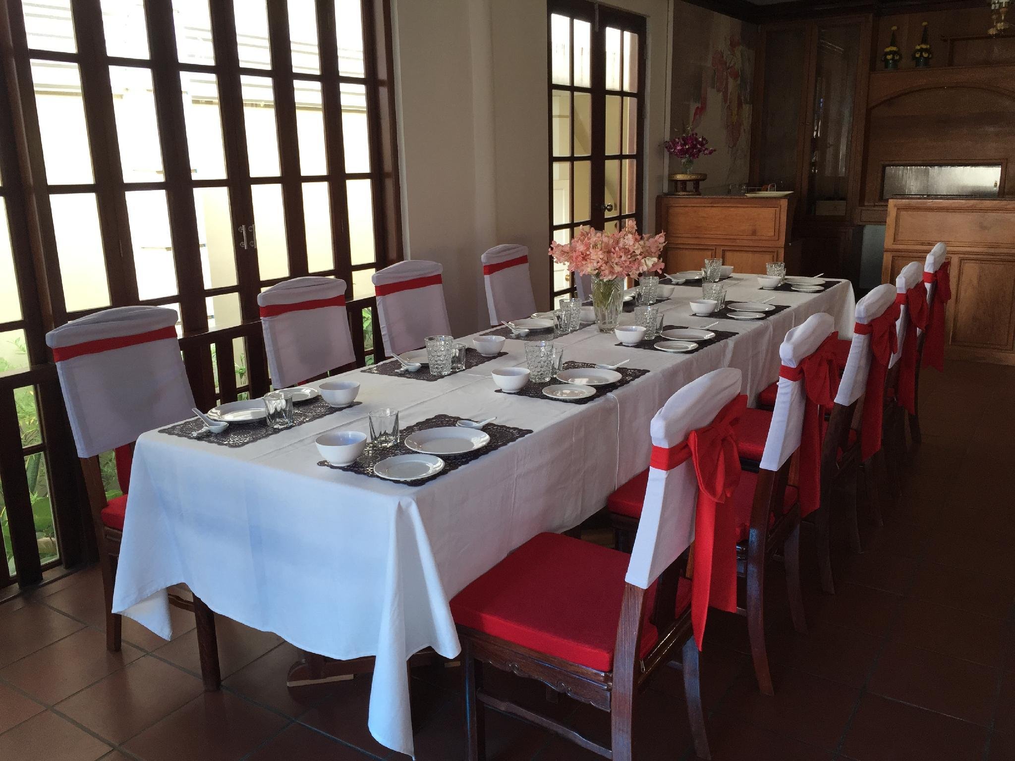 Le Bouton, Restaurant in Tokyo