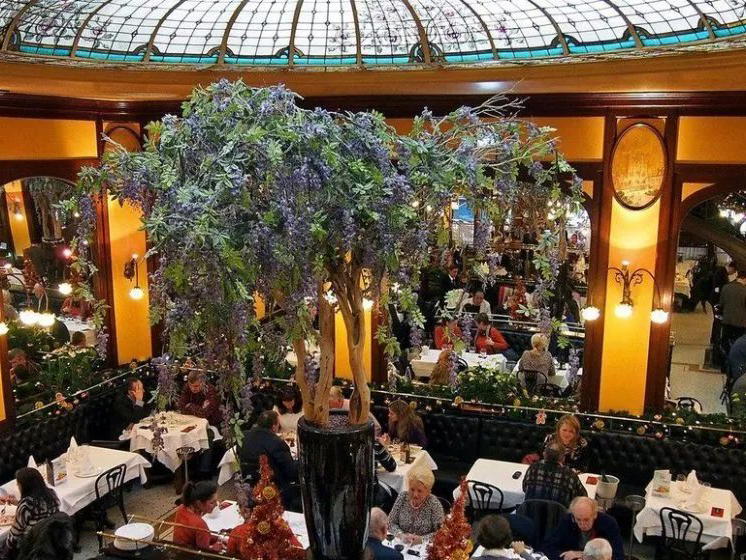 Bofinger, Paris, France