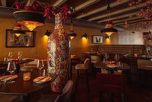 Bar Bù restaurant in Rotterdam