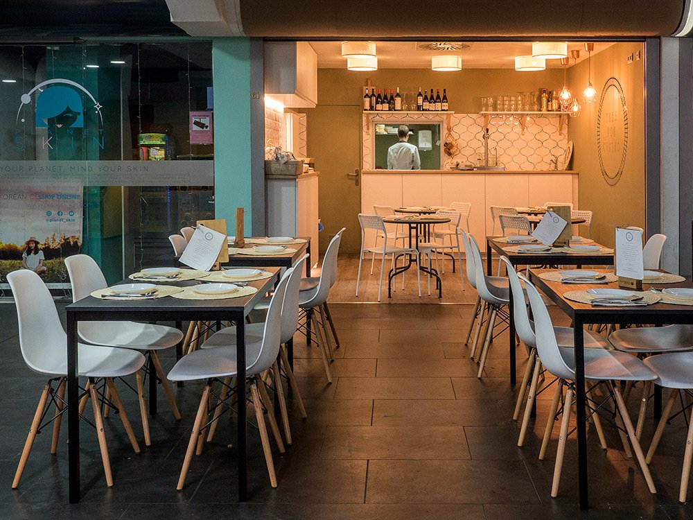 Tres por Cuatro restaurant in Madrid, Spain