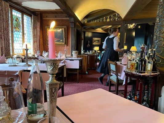 Klostergasthaus Löwen - Gaststube restaurant in Pfaffnau