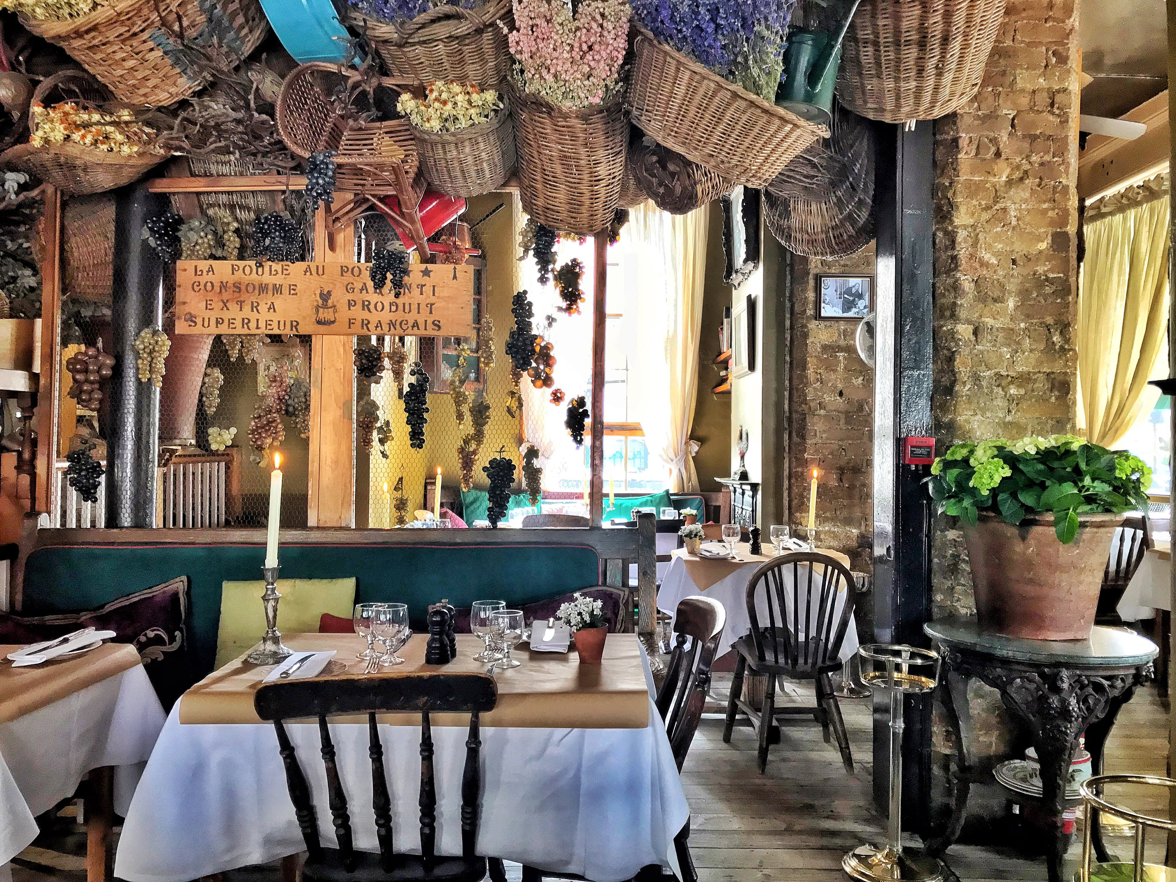 La Poule au Pot restaurant in Paris, France