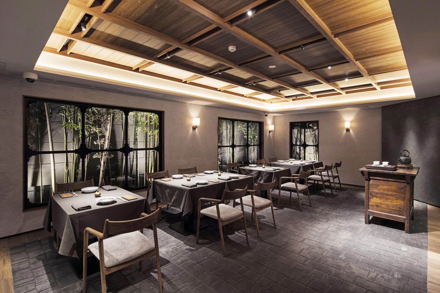 Ushimatsu, Restaurant in Tokyo