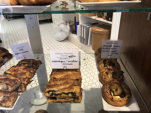 OWL Bakery, Restaurant in Asheville