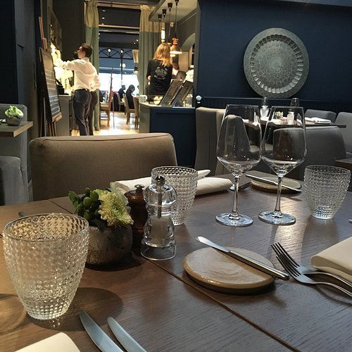 Le Monde est Petit, Restaurant in Etterbeek