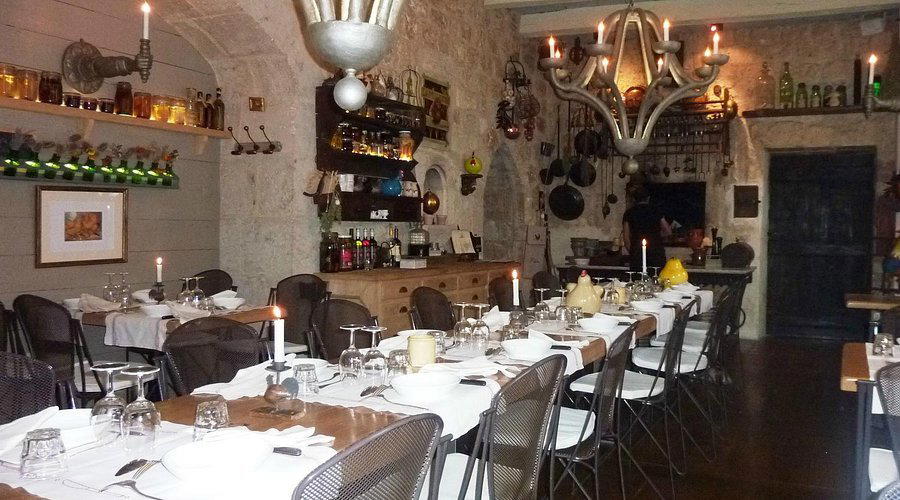 L'Auberge de la Poule d'Or, Puymirol, France