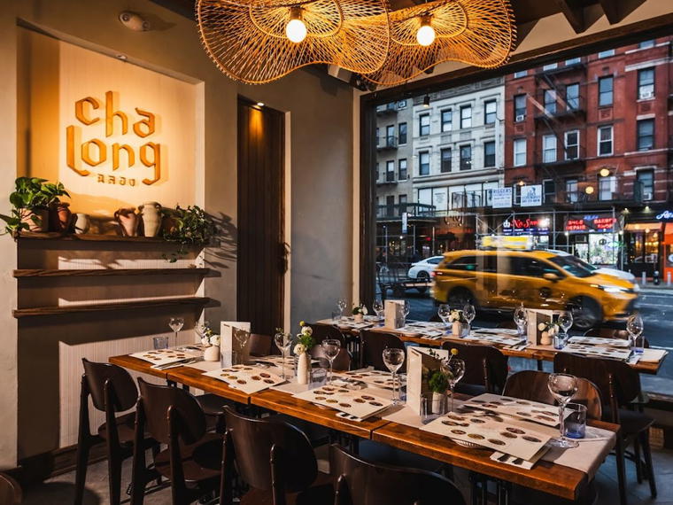 Chalong, New York City, United States