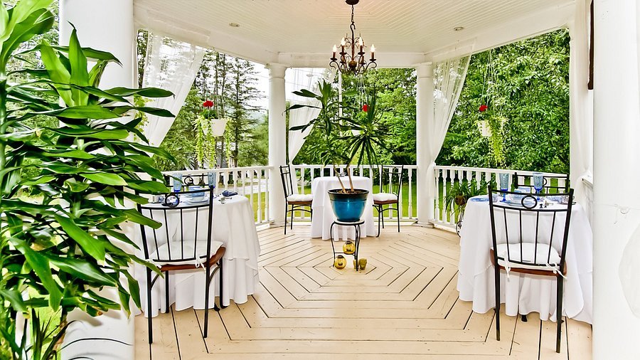 Le Chat Botté restaurant in Geneva, Switzerland