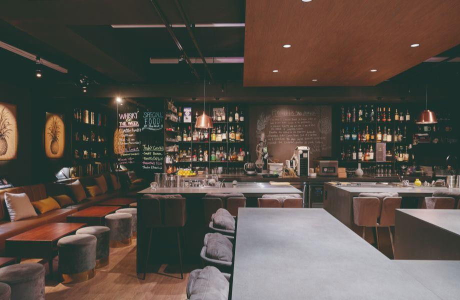 Pine & Co bar in Seoul