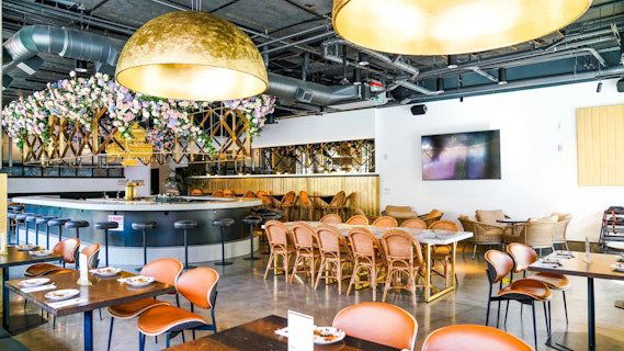 Farmhouse Kitchen Thai Cuisine restaurant in Portland, United States