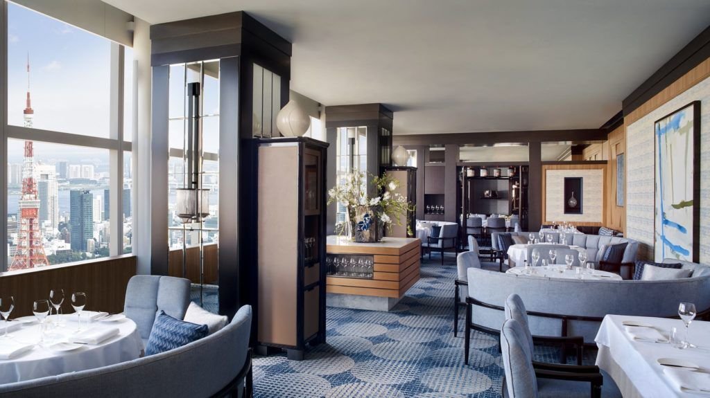 Azure 45, Restaurant in Osaka