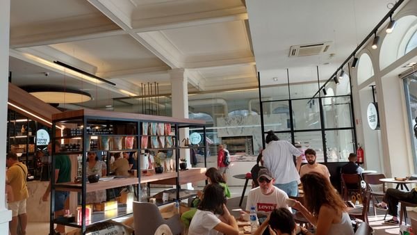 Semea by Euskalduna, Restaurant in Porto