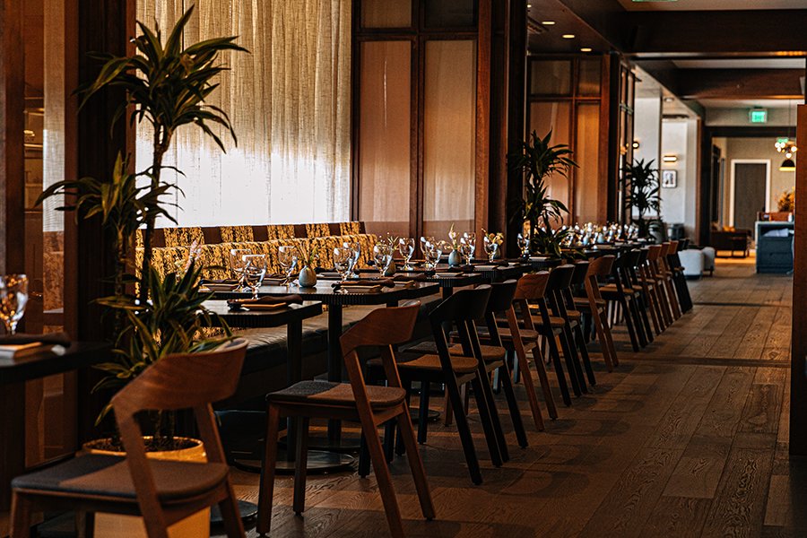 Counter- restaurant in Charlotte, United States