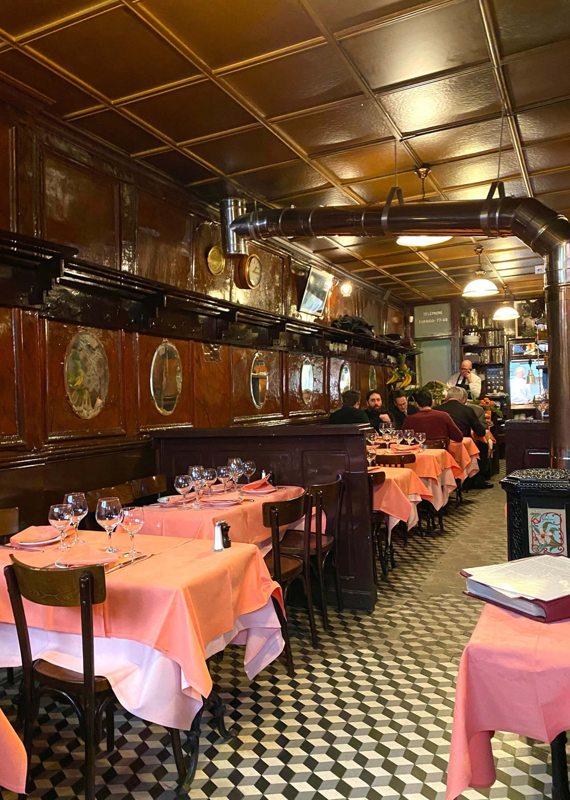 L'Ami Louis restaurant in Paris