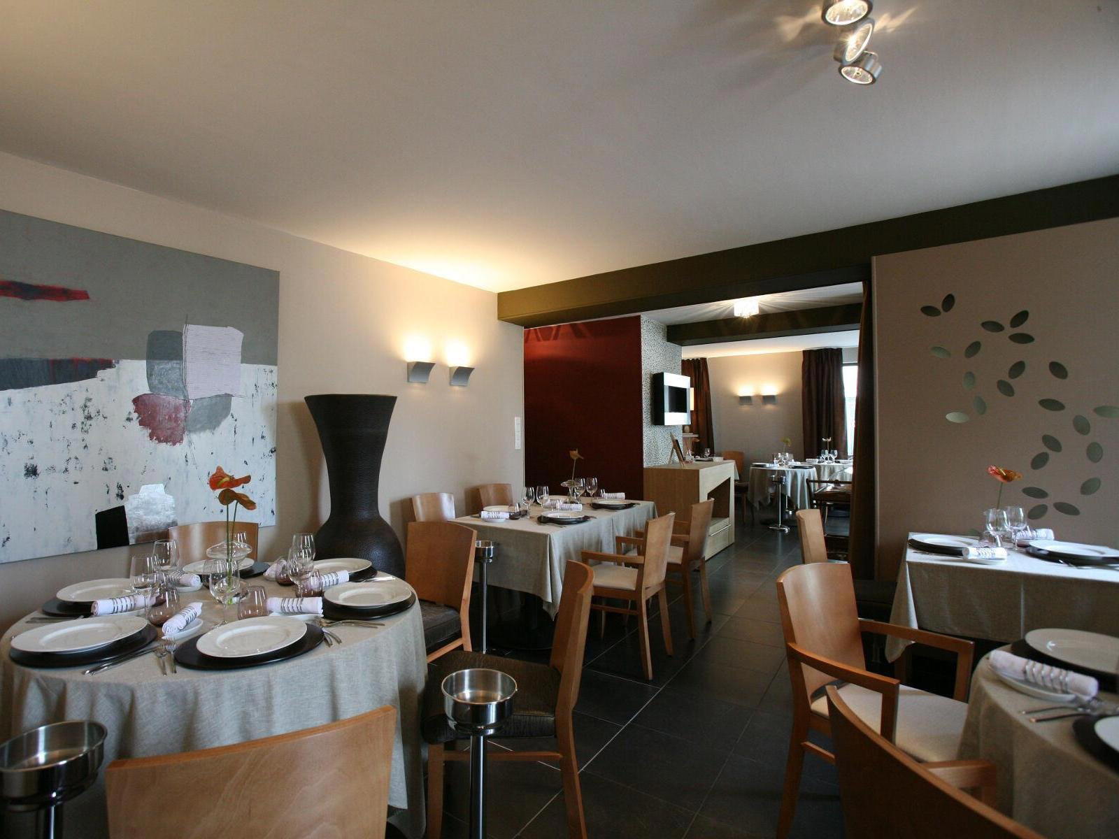 Saveurs de l'Abbaye restaurant in Saintes