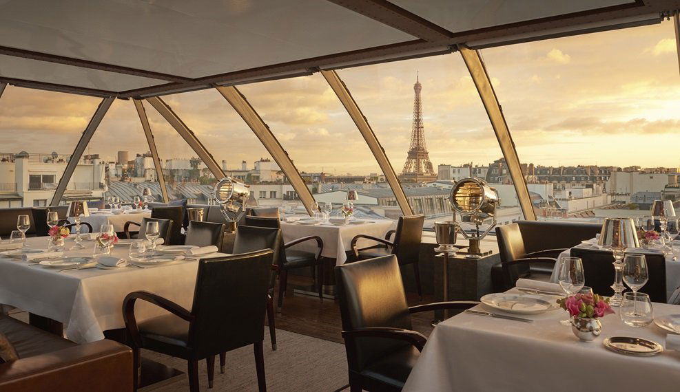 L'Oiseau Blanc restaurant in Paris, France