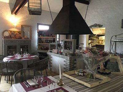 Le Piquebaure, Restaurant in Roussillon