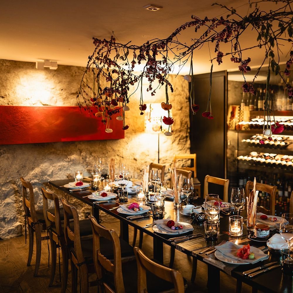 16 ART-BAR-RESTAURANT, Restaurant in Saanen