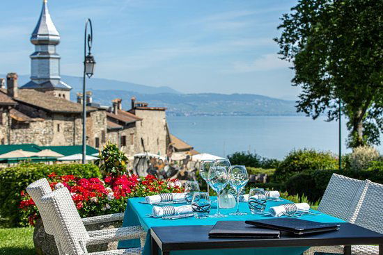 Le Pré de la Cure restaurant in Yvoire