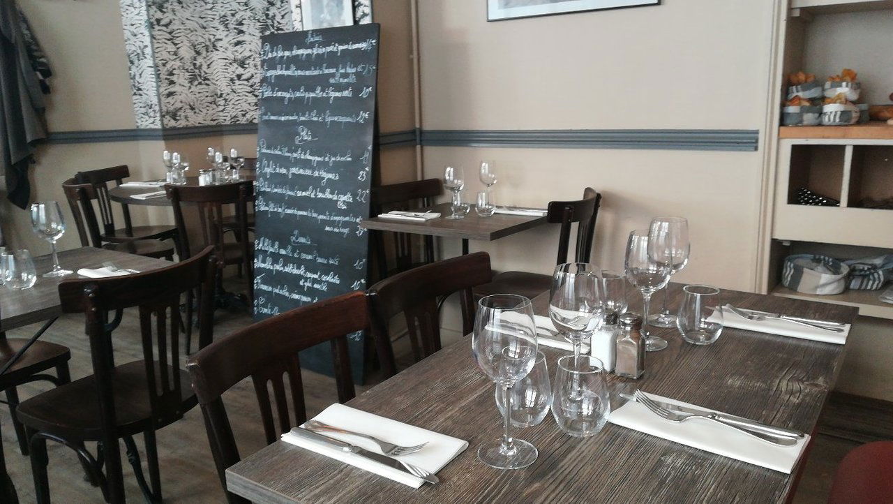 L'Accolade, Restaurant in Paris