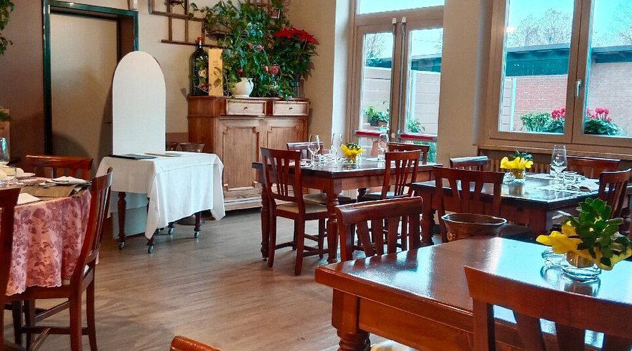 Trattoria Via Vai, Bolzone, Italy