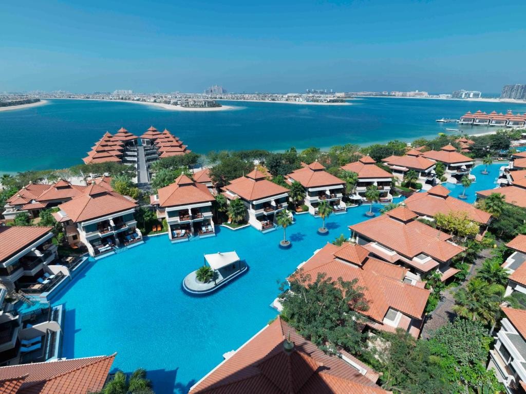 Anantara The Palm Dubai Resort hotel in Dubai, United Arab Emirates