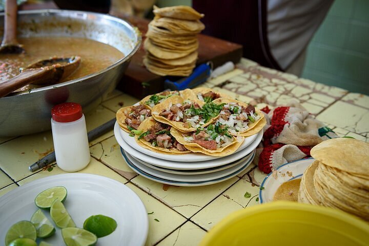 Nicos, Restaurant in Mexico City