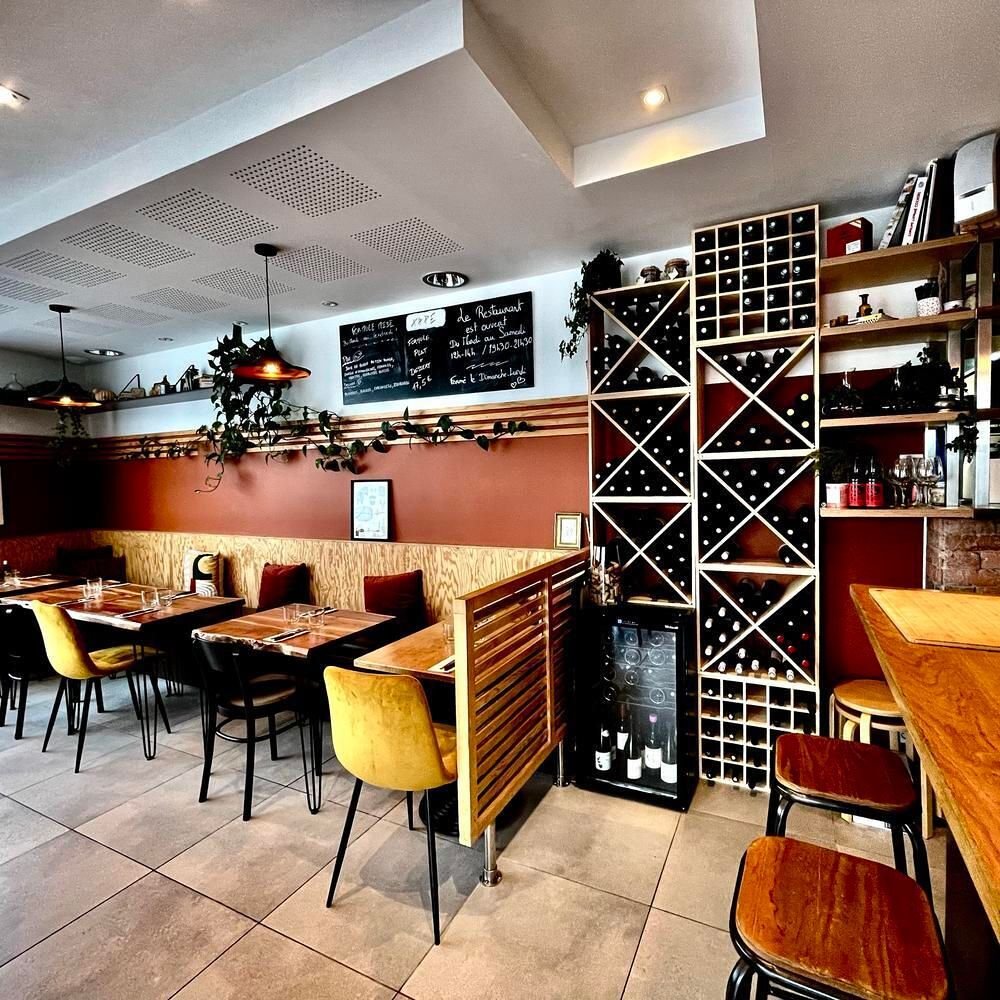 AHPĒ restaurant in Biarritz, France