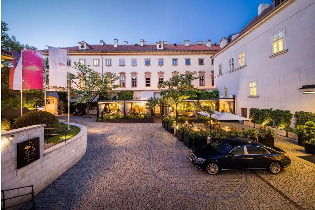Mandarin Oriental, Prague, Hotel in Prague