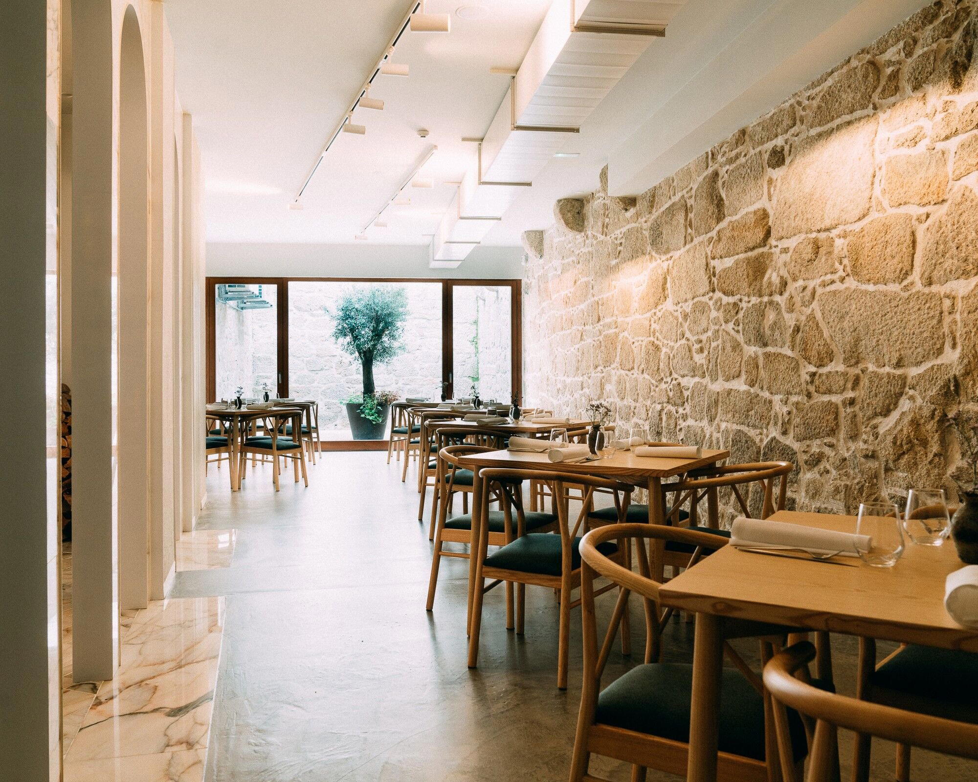 Elemento restaurant in Porto, Portugal