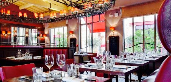 Café Lavinal, Restaurant in Pauillac