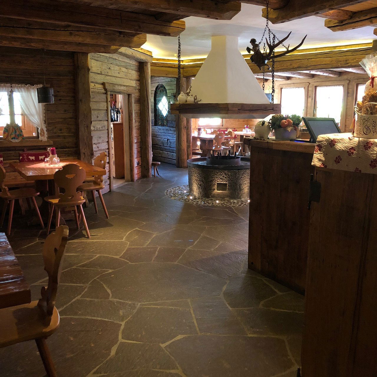 Agritur El Mas restaurant in Moena, Italy