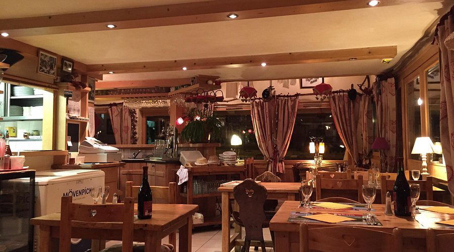 Ruche, Restaurant in Gambais