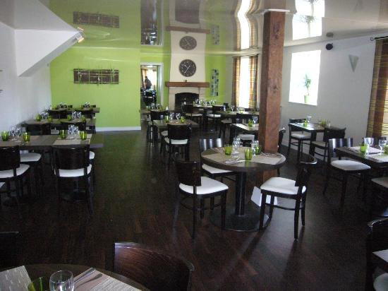 La Courtille restaurant in Tavel, France