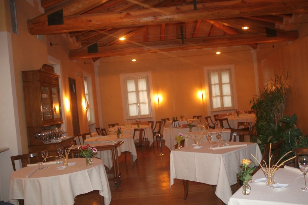 Due Colombe, Restaurant in Rome