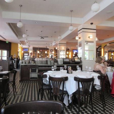 Cassis, Restaurant in Mâcon