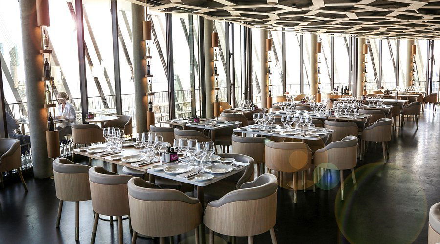 Le 7 Restaurant Panoramique, Restaurant in Bordeaux