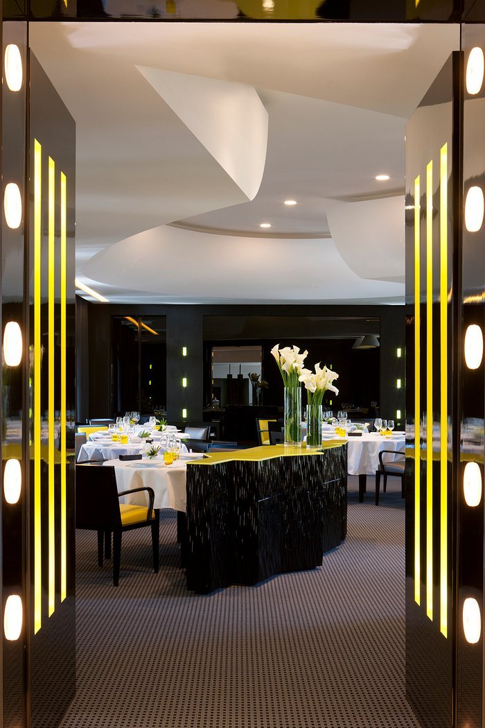 La Pyramide - Maison Henriroux, Restaurant in Vienne