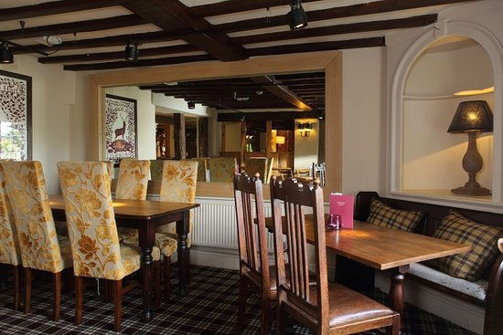 White Hart, Restaurant in Fyfield