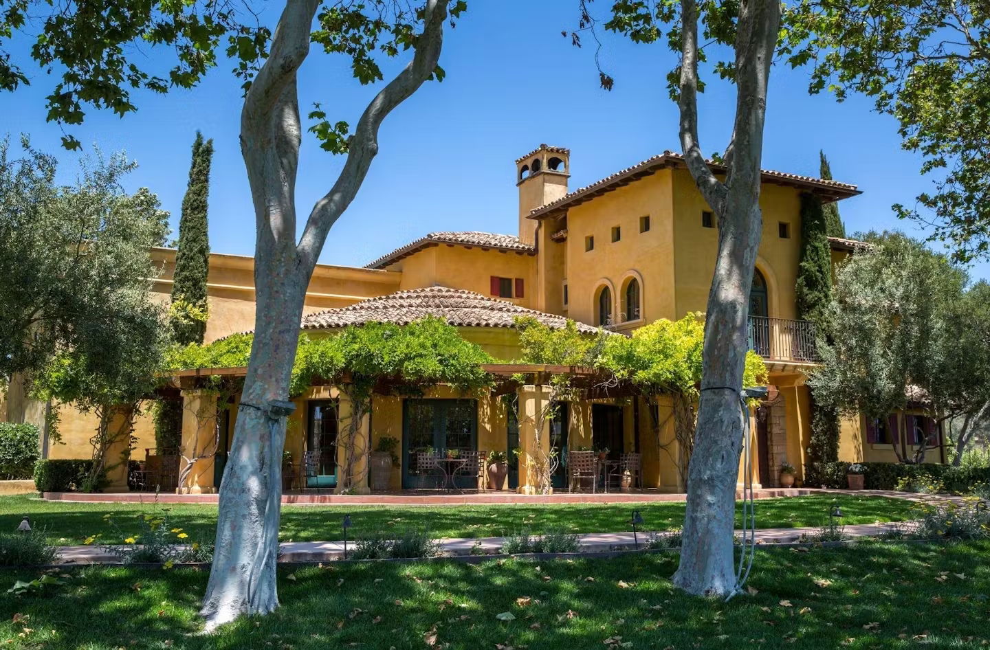 Melville Vineyards and Winery winery in Santa Barbara, United States