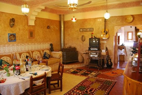 Le Temps de Vivre, Restaurant in Uchaux