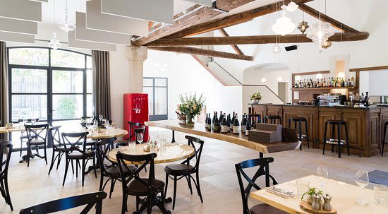 Bistro de Montcaud restaurant in Sabran