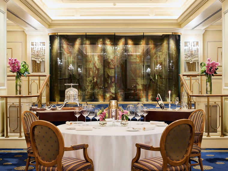 Gaddi's, Hong Kong, Hong Kong