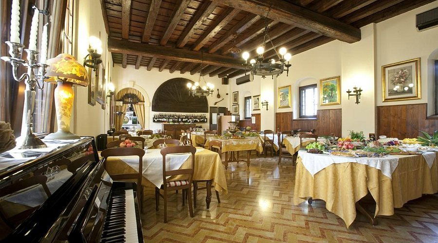 Posta, Restaurant in Sant'Omobono Terme